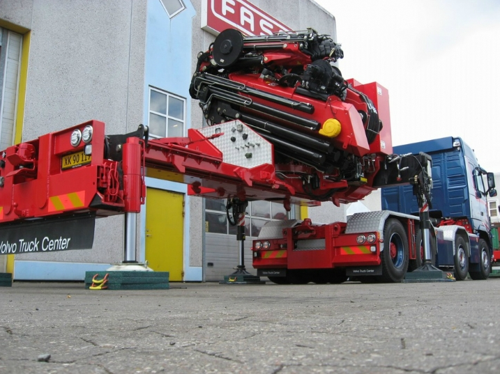 КМУ Fassi F1300RA.2.26 фото